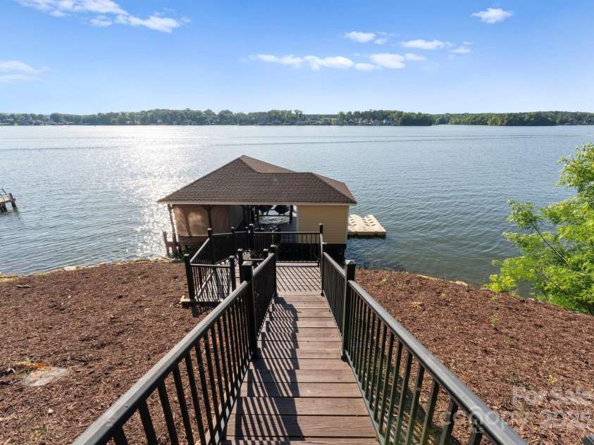 249 Landing Trail, Mount Gilead, NC 27306.  MLS# CAR4253440, YatesRealty ID 14282. 