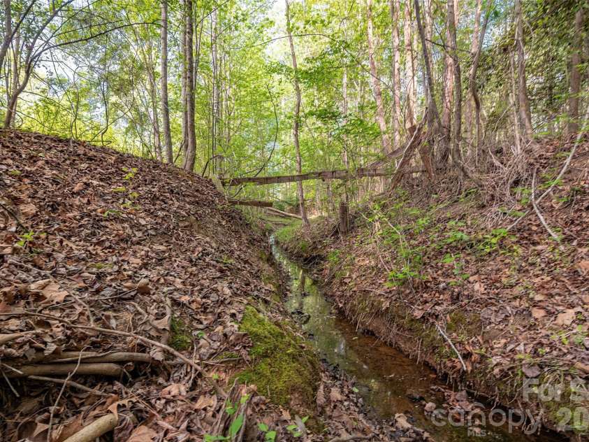 482 Jm Lovelace Road, Ellenboro, NC 28040.  MLS# CAR4370067, YatesRealty ID 14284. 