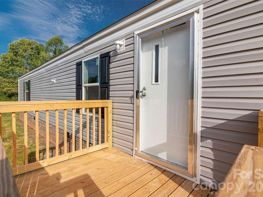482 Jm Lovelace Road, Ellenboro, NC 28040.  MLS# CAR4370067, YatesRealty ID 14284. 