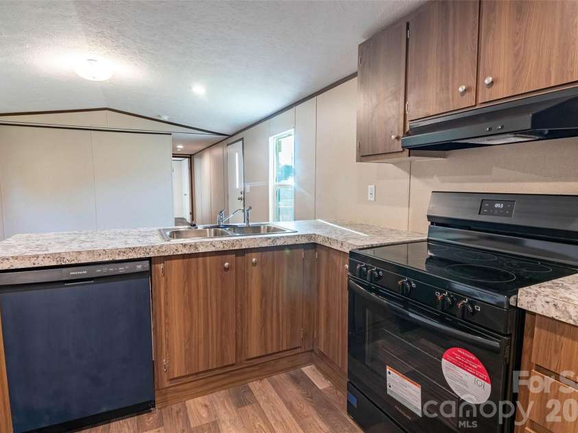 482 Jm Lovelace Road, Ellenboro, NC 28040.  MLS# CAR4370067, YatesRealty ID 14284. 