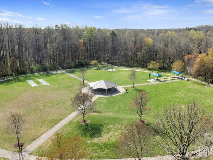 1135 Fieldstone Road, Mooresville, NC 28115.  MLS# CAR4351019, YatesRealty ID 14285. 