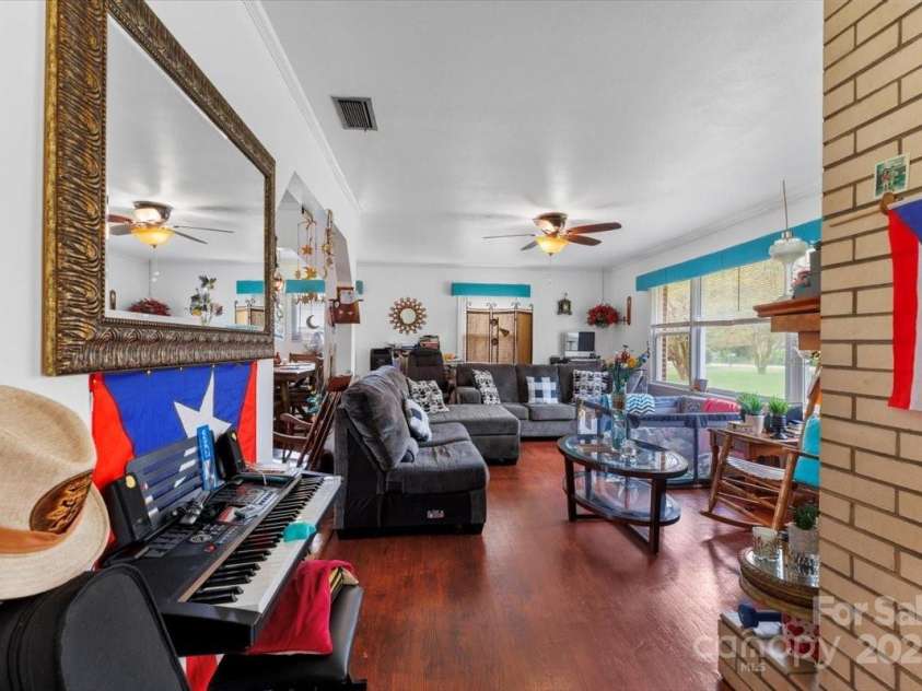 175 Neita Drive, Salisbury, NC 28147.  MLS# CAR4243753, YatesRealty ID 14287. 