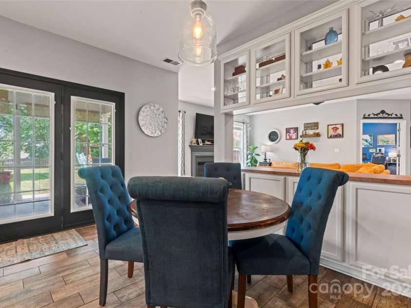 125 Wendover Trace, Mooresville, NC 28117.  MLS# CAR4251435, YatesRealty ID 14288. 