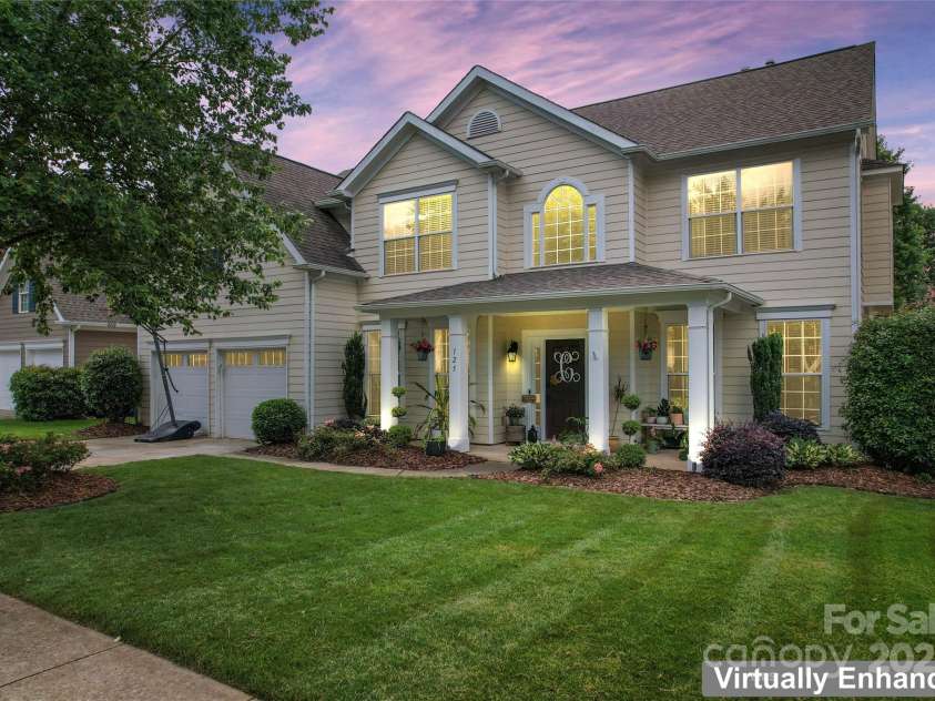 125 Wendover Trace, Mooresville, NC 28117.  MLS# CAR4251435, YatesRealty ID 14288. 
