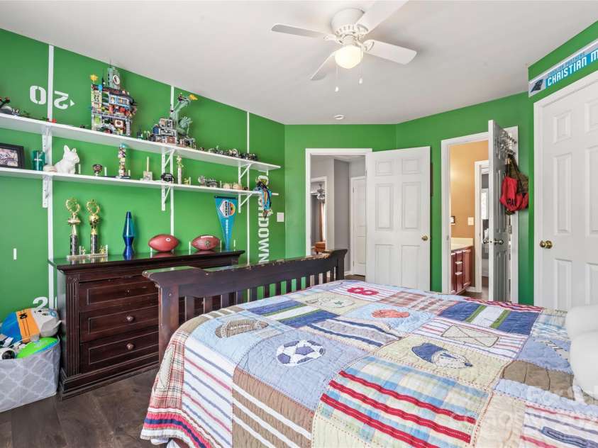 125 Wendover Trace, Mooresville, NC 28117.  MLS# CAR4251435, YatesRealty ID 14288. 