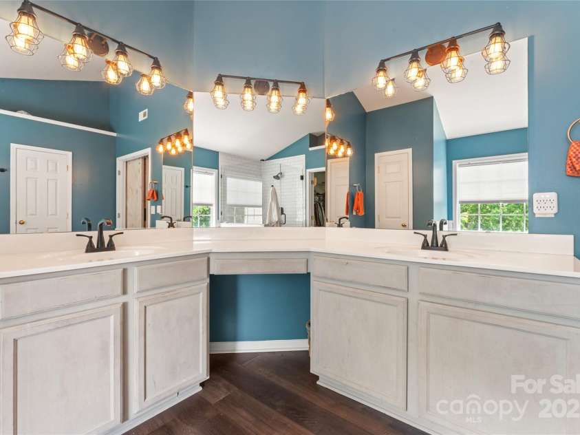 125 Wendover Trace, Mooresville, NC 28117.  MLS# CAR4251435, YatesRealty ID 14288. 