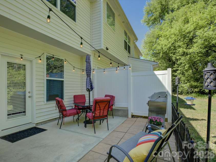 1912 Aston Mill Place, Charlotte, NC 28273.  MLS# CAR4367491, YatesRealty ID 14288. 