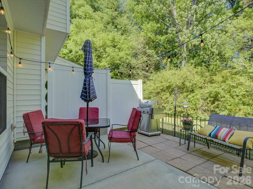 1912 Aston Mill Place, Charlotte, NC 28273.  MLS# CAR4367491, YatesRealty ID 14288. 