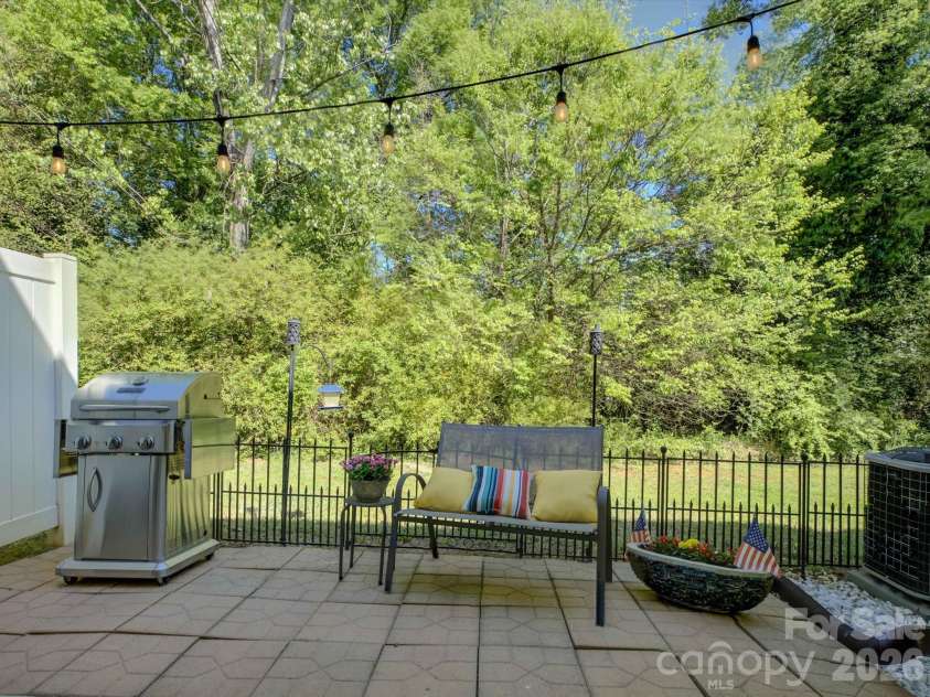 1912 Aston Mill Place, Charlotte, NC 28273.  MLS# CAR4367491, YatesRealty ID 14288. 
