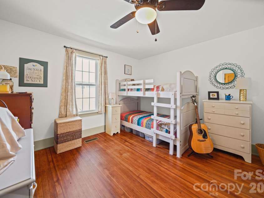 335 Mayflower Avenue, Cramerton, NC 28032.  MLS# CAR4367323, YatesRealty ID 14289. 