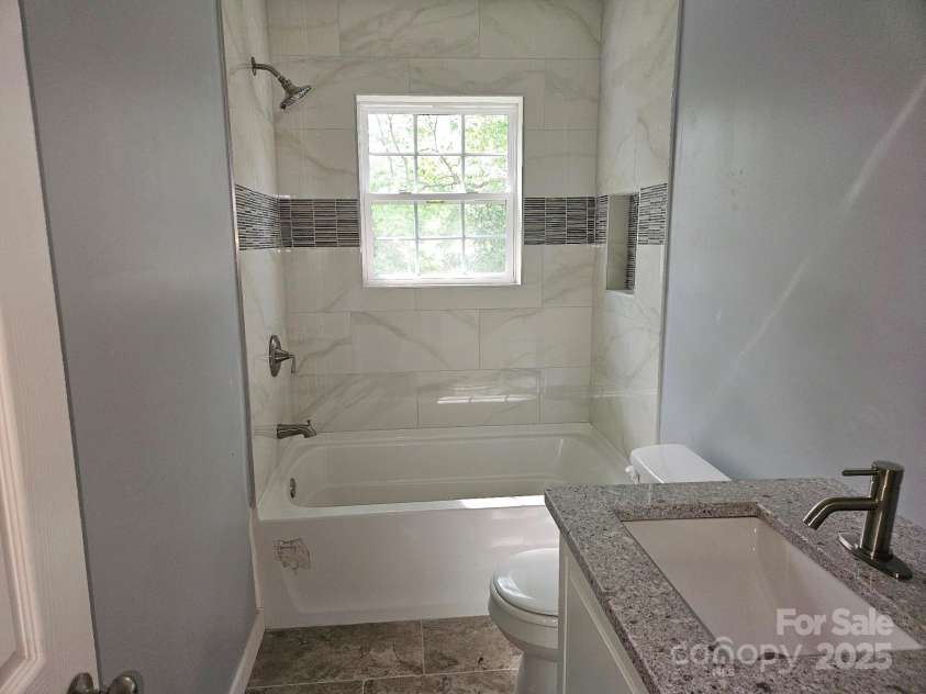 126 Lowry Street, Chester, SC 29706.  MLS# CAR4228708, YatesRealty ID 1429. 