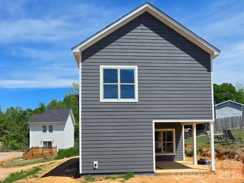 1128 5th Street, Lancaster, SC 29720.  MLS# CAR4370352, YatesRealty ID 14290. 