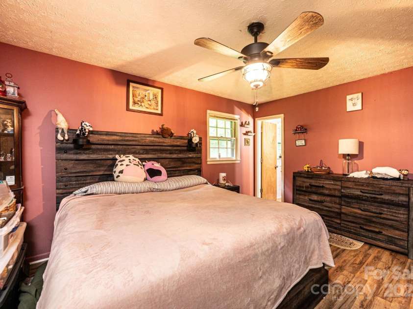 1300 Math Place, Lenoir, NC 28645.  MLS# CAR4249666, YatesRealty ID 14290. 