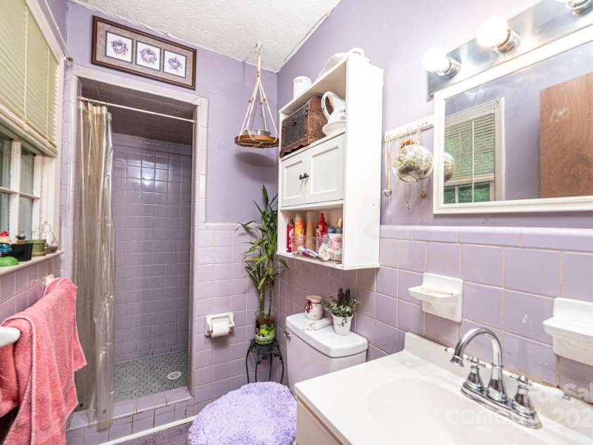 1300 Math Place, Lenoir, NC 28645.  MLS# CAR4249666, YatesRealty ID 14290. 