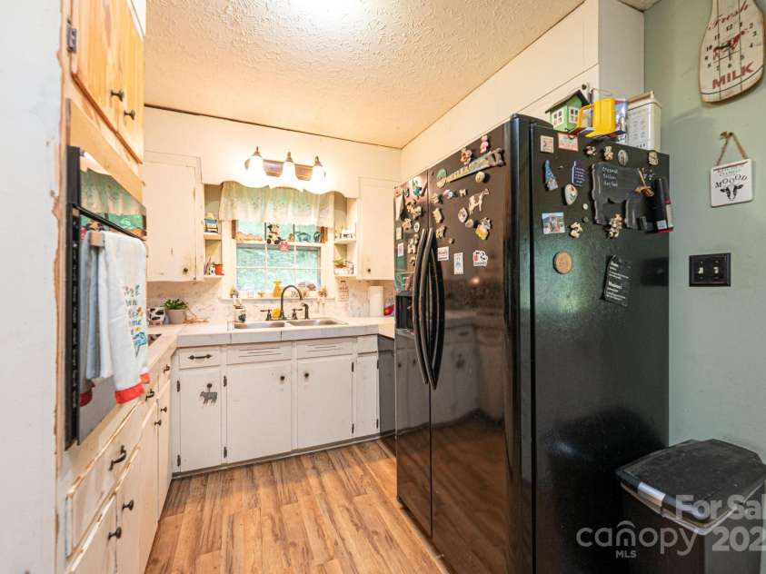 1300 Math Place, Lenoir, NC 28645.  MLS# CAR4249666, YatesRealty ID 14290. 