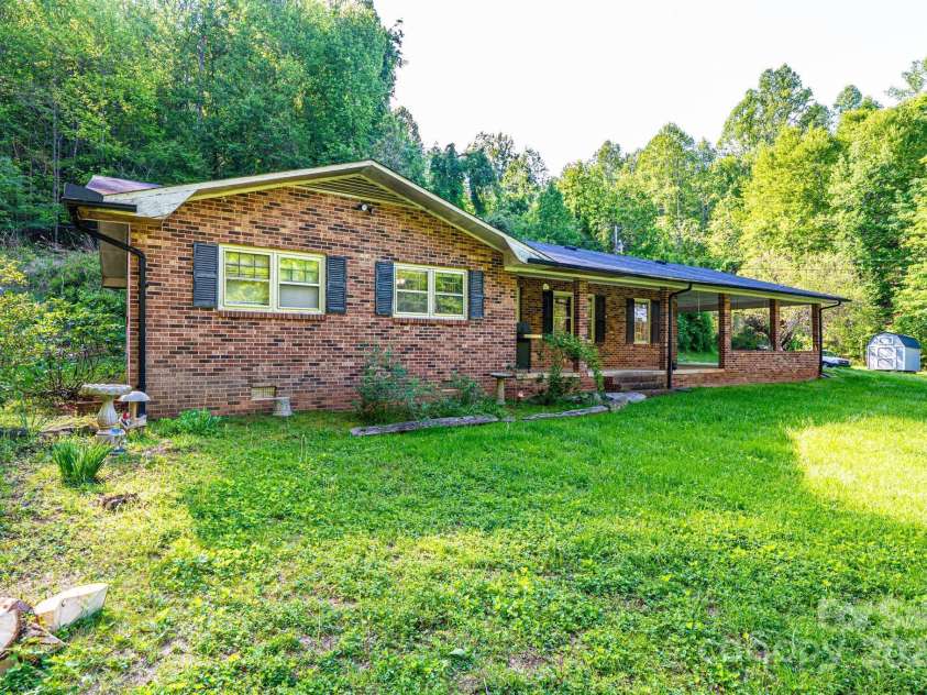 1300 Math Place, Lenoir, NC 28645.  MLS# CAR4249666, YatesRealty ID 14290. 