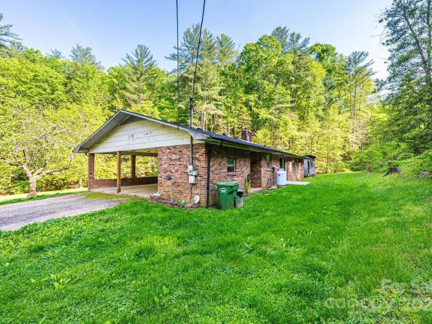 1300 Math Place, Lenoir, NC 28645.  MLS# CAR4249666, YatesRealty ID 14290. 