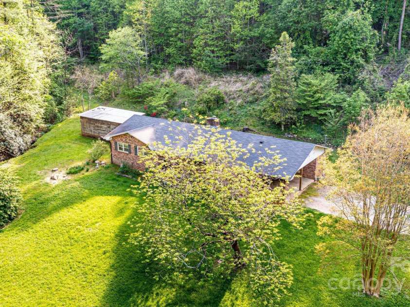 1300 Math Place, Lenoir, NC 28645.  MLS# CAR4249666, YatesRealty ID 14290. 