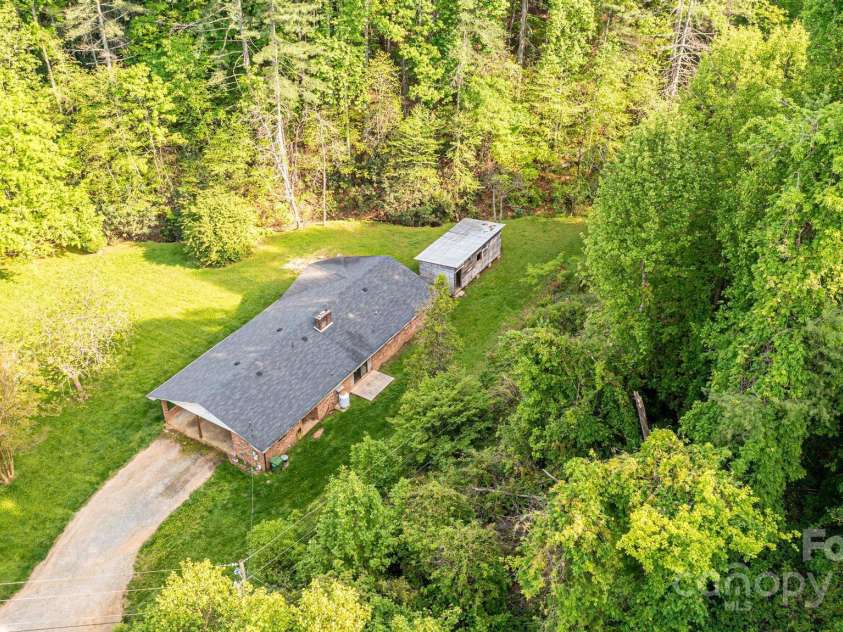 1300 Math Place, Lenoir, NC 28645.  MLS# CAR4249666, YatesRealty ID 14290. 