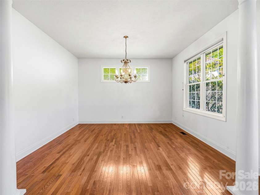 35 Stonecrest Court, Flat Rock, NC 28731.  MLS# CAR4370036, YatesRealty ID 14291. 