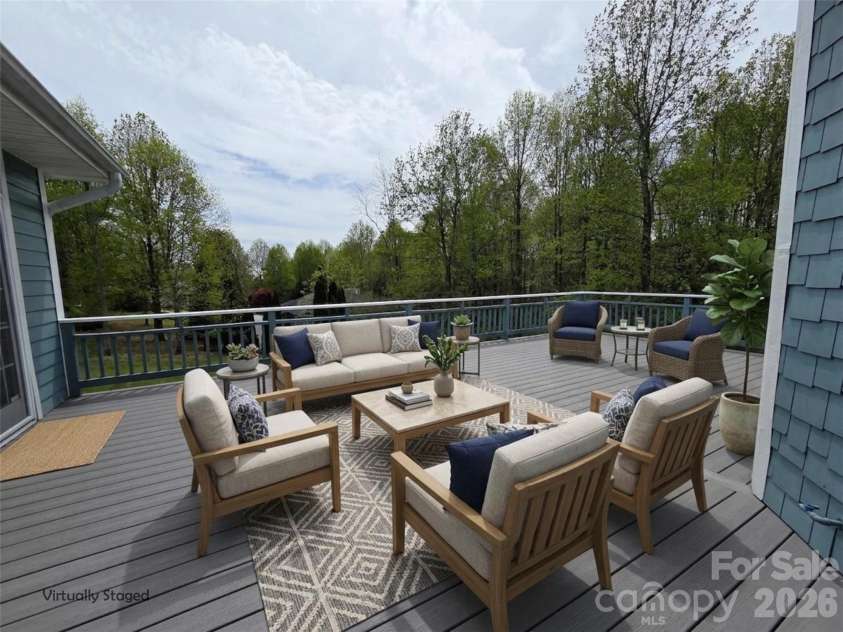 35 Stonecrest Court, Flat Rock, NC 28731.  MLS# CAR4370036, YatesRealty ID 14291. 