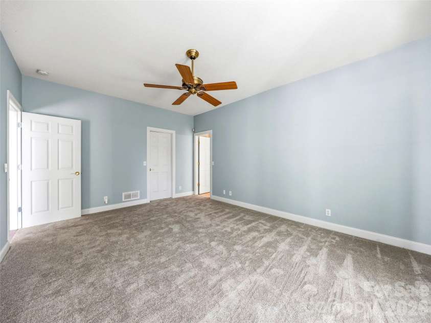 35 Stonecrest Court, Flat Rock, NC 28731.  MLS# CAR4370036, YatesRealty ID 14291. 