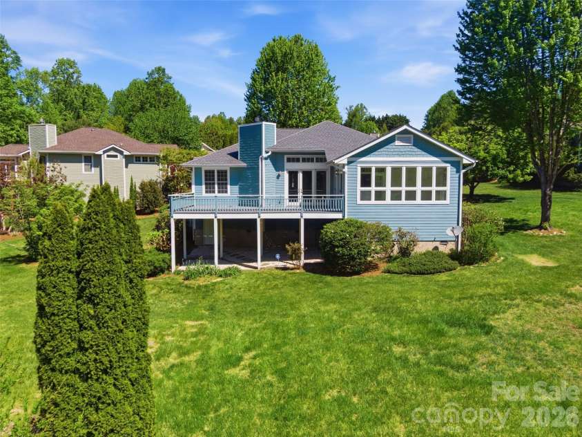 35 Stonecrest Court, Flat Rock, NC 28731.  MLS# CAR4370036, YatesRealty ID 14291. 