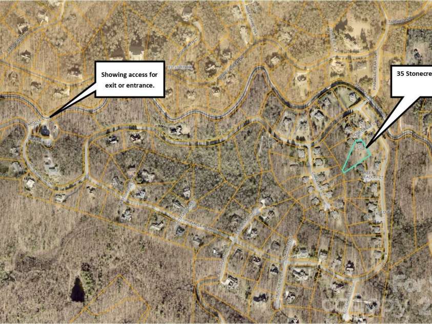 35 Stonecrest Court, Flat Rock, NC 28731.  MLS# CAR4370036, YatesRealty ID 14291. 