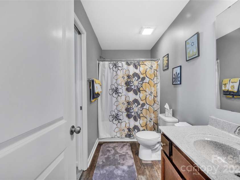 3578 Saddlebrook Drive, Midland, NC 28107.  MLS# CAR4252772, YatesRealty ID 14291. First floor full bathroom.