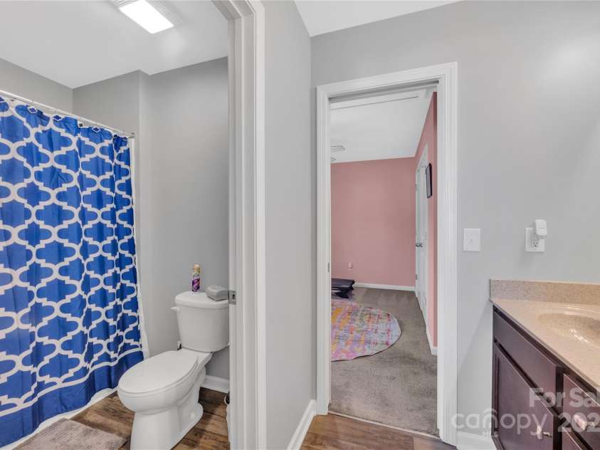 3578 Saddlebrook Drive, Midland, NC 28107.  MLS# CAR4252772, YatesRealty ID 14291. Jack and Jill bathroom, second floor.