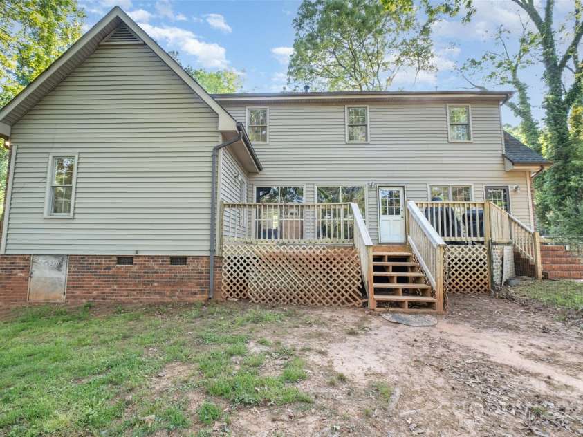 119 Lakenheath Lane, Matthews, NC 28105.  MLS# CAR4241430, YatesRealty ID 14292. Rear of home