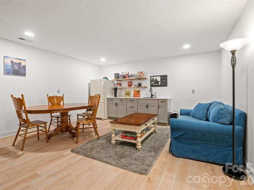 60 Rolling Lane, Maggie Valley, NC 28751.  MLS# CAR4360328, YatesRealty ID 14293. 