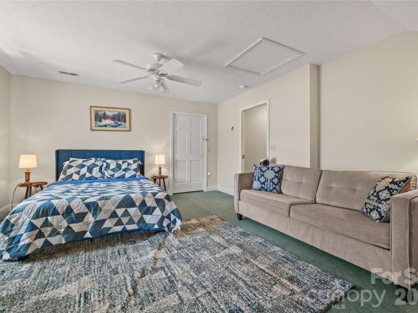 60 Rolling Lane, Maggie Valley, NC 28751.  MLS# CAR4360328, YatesRealty ID 14293. 
