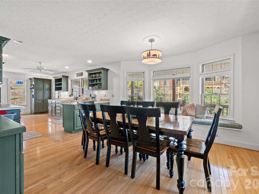 60 Rolling Lane, Maggie Valley, NC 28751.  MLS# CAR4360328, YatesRealty ID 14293. 