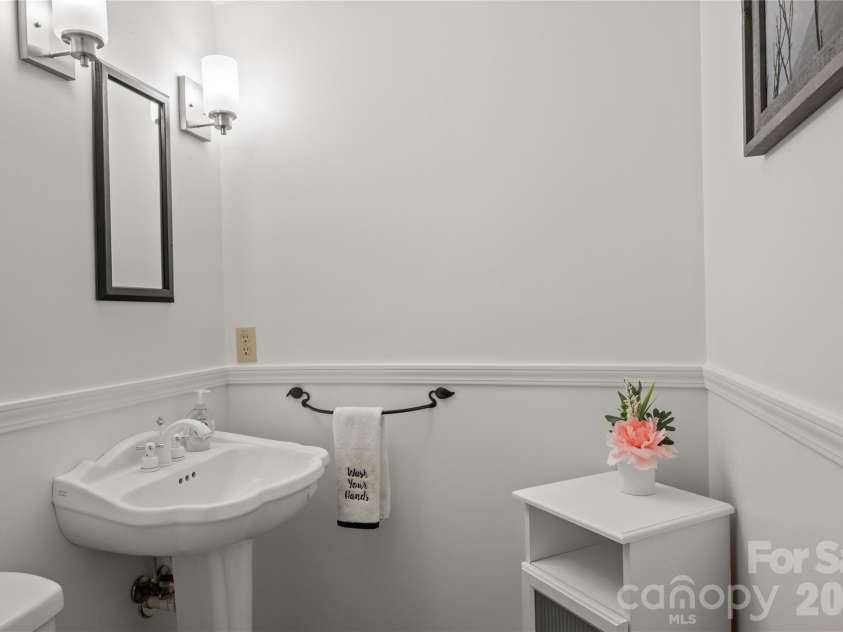 60 Rolling Lane, Maggie Valley, NC 28751.  MLS# CAR4360328, YatesRealty ID 14293. 