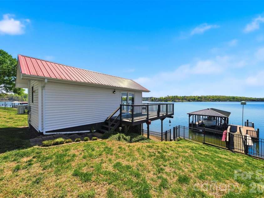 351 Kirkpatrick Road, Taylorsville, NC 28681.  MLS# CAR4367808, YatesRealty ID 14294. 