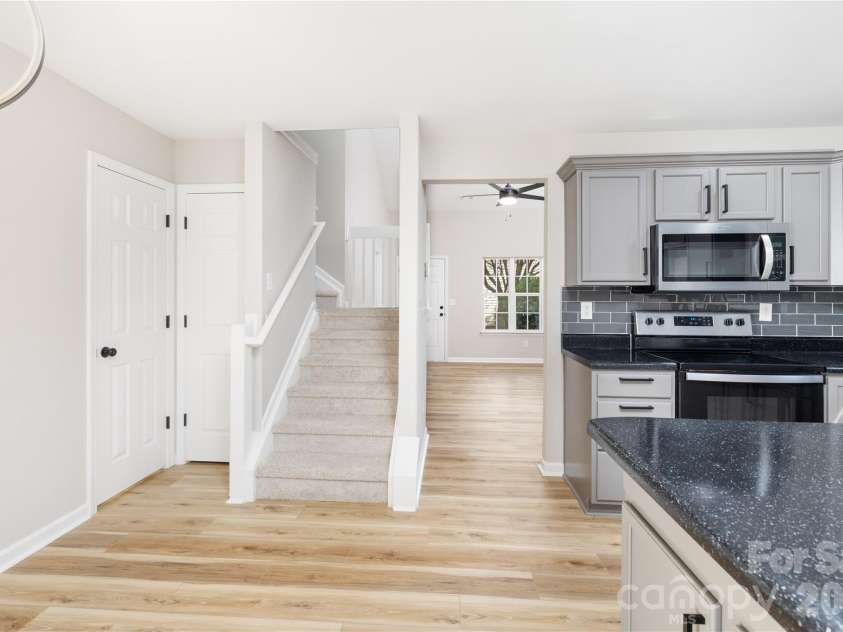 136 Mangum Circle, Mooresville, NC 28117.  MLS# CAR4372603, YatesRealty ID 14295. 