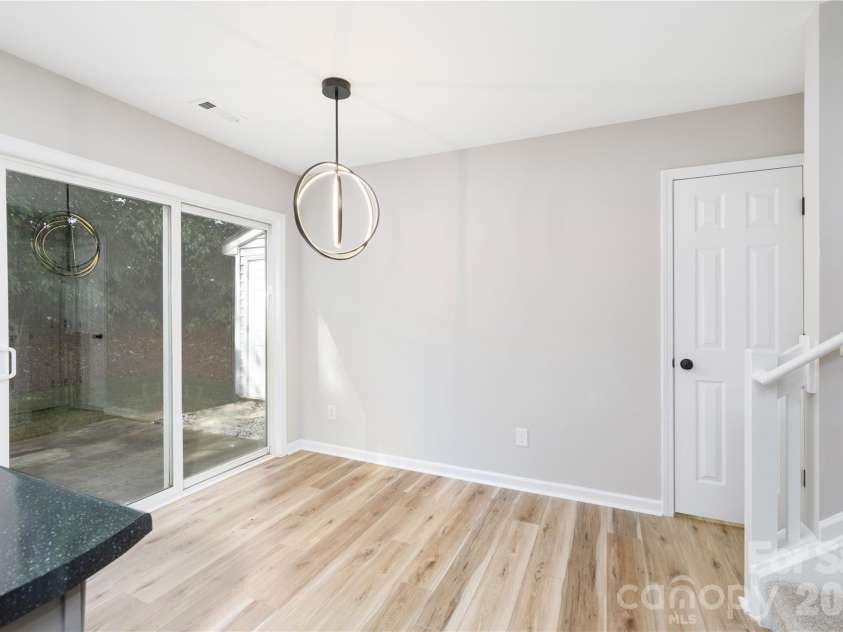 136 Mangum Circle, Mooresville, NC 28117.  MLS# CAR4372603, YatesRealty ID 14295. 