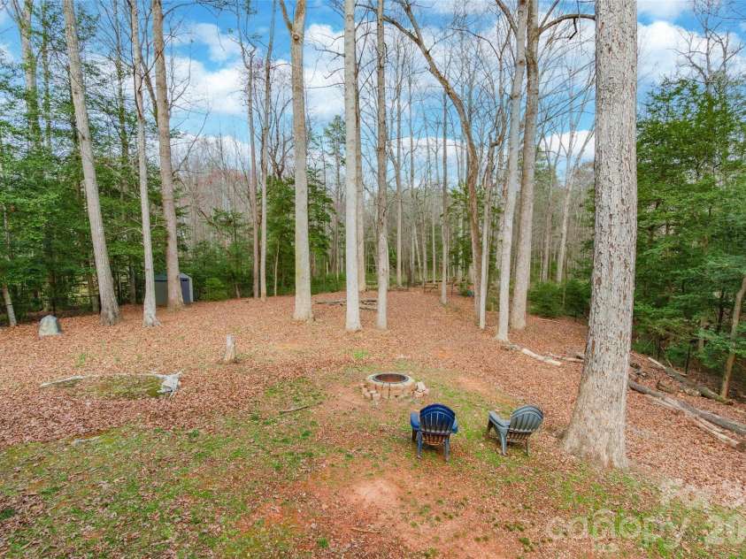 321 Forbes Court, Clover, SC 29710.  MLS# CAR4300918, YatesRealty ID 14296. 