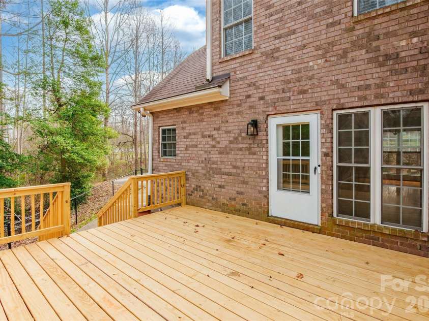 321 Forbes Court, Clover, SC 29710.  MLS# CAR4300918, YatesRealty ID 14296. 