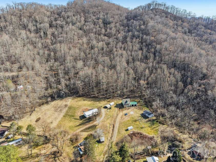 530 Wilson Cove Road, Canton, NC 28716.  MLS# CAR4345782, YatesRealty ID 14297. 
