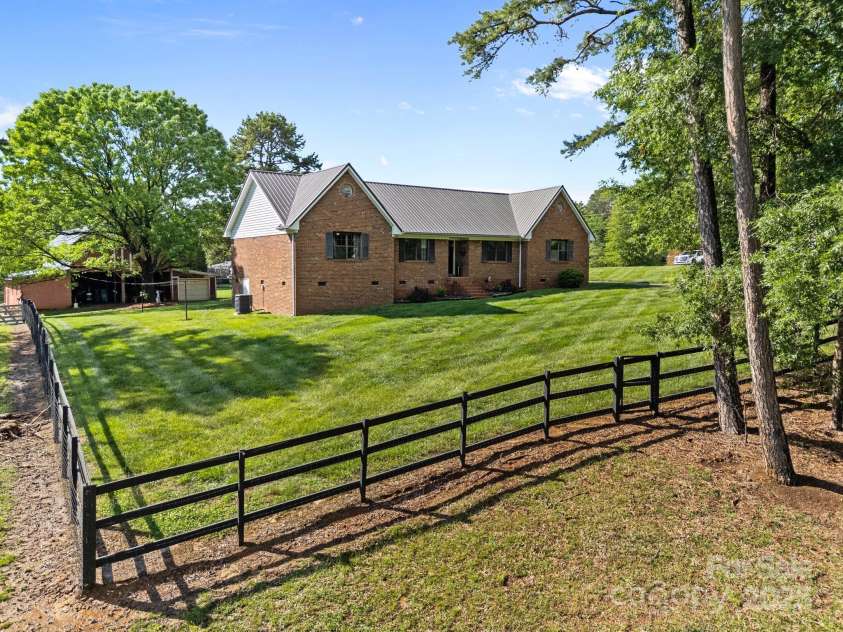 425 Troutman Road, Rockwell, NC 28138.  MLS# CAR4258857, YatesRealty ID 14298. 