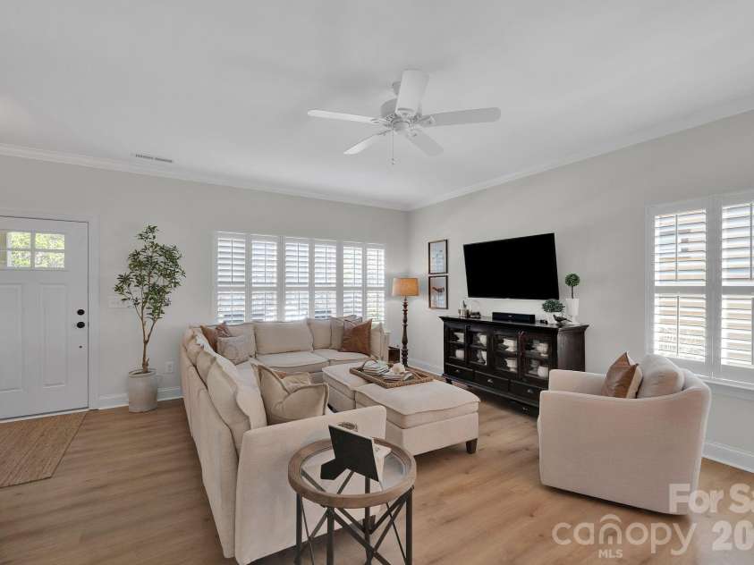 7526 Fairway Villa Circle, Denver, NC 28037.  MLS# CAR4363901, YatesRealty ID 14298. 