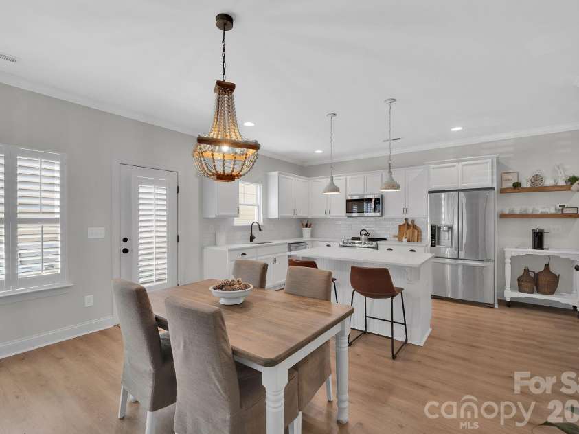 7526 Fairway Villa Circle, Denver, NC 28037.  MLS# CAR4363901, YatesRealty ID 14298. 