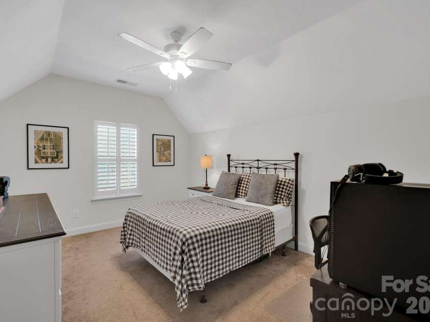 7526 Fairway Villa Circle, Denver, NC 28037.  MLS# CAR4363901, YatesRealty ID 14298. 