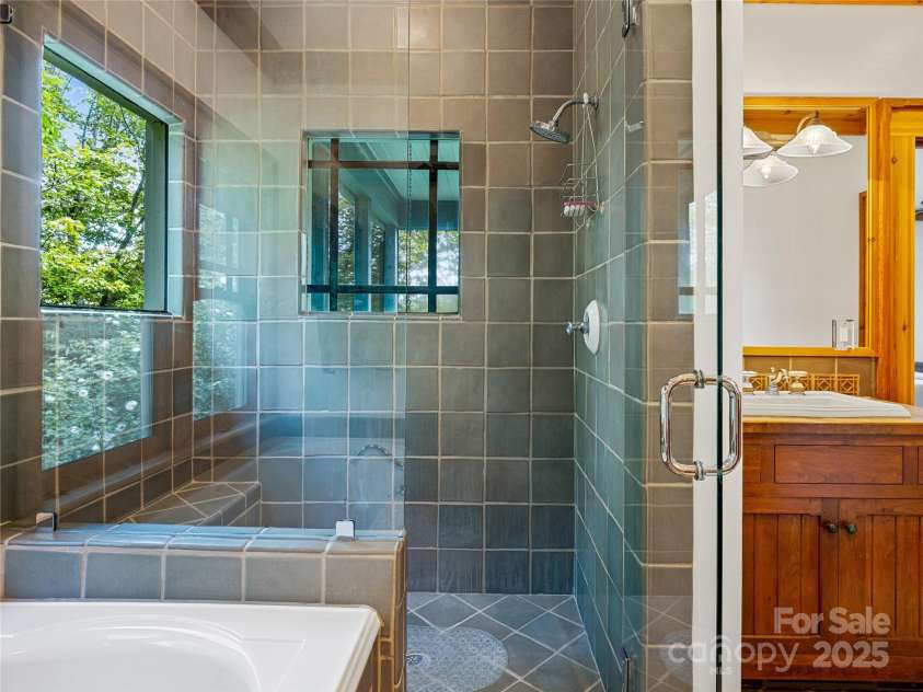 770 Meadow Ridge Drive, Lake Toxaway, NC 28747.  MLS# CAR4287231, YatesRealty ID 143. 