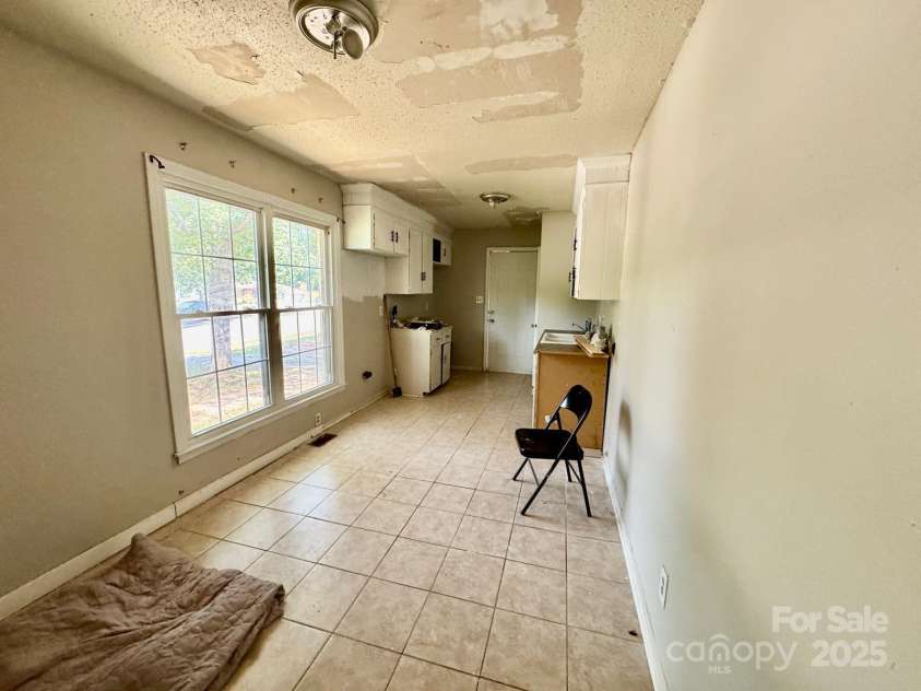 1025 Jones Avenue Extension, Rock Hill, SC 29730.  MLS# CAR4277658, YatesRealty ID 1430. 