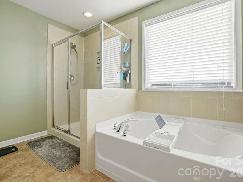 1103 Clover Lane, Matthews, NC 28104.  MLS# CAR4336114, YatesRealty ID 1430. 