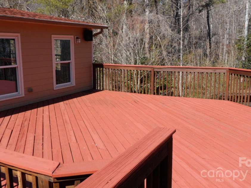 917 Zeline Avenue, Valdese, NC 28690.  MLS# CAR4228522, YatesRealty ID 1430. 
