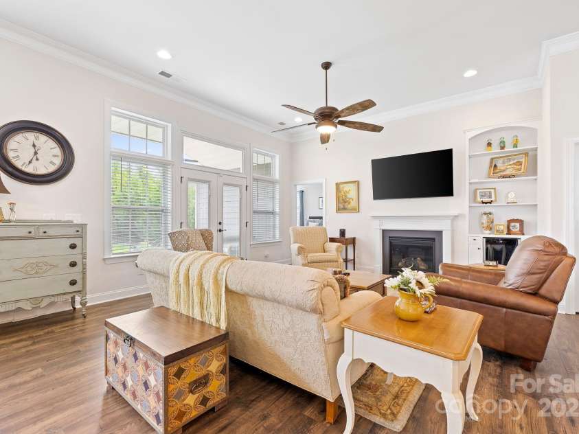 7016 Bareland Road, Fort Mill, SC 29707.  MLS# CAR4286486, YatesRealty ID 14300. 